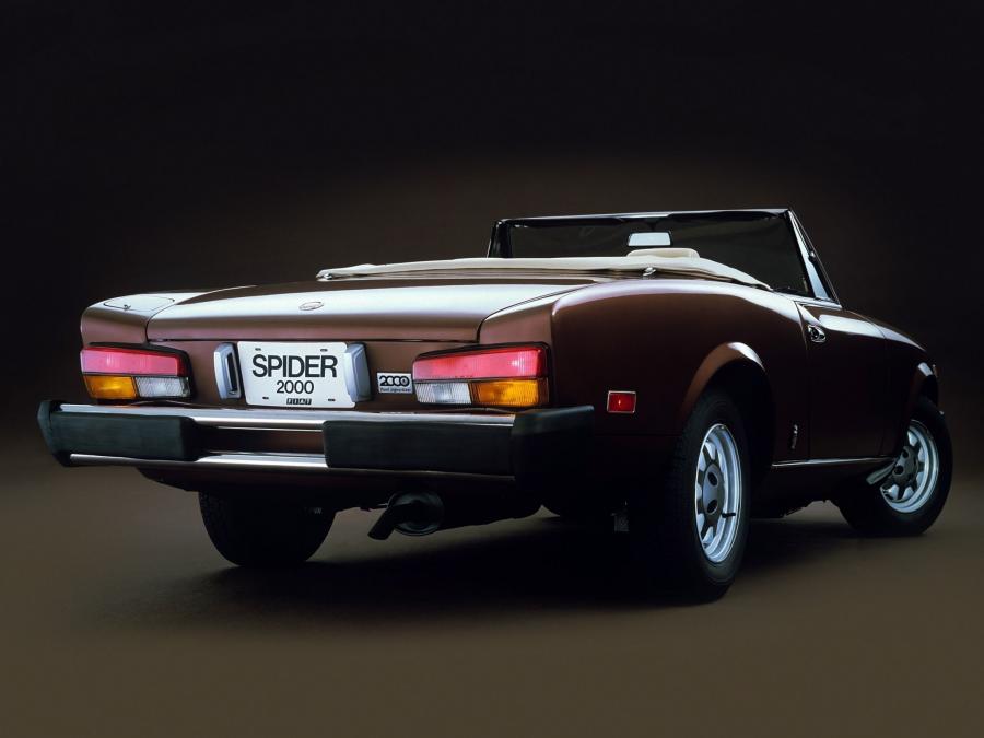  Fiat Spider 2000 1979 года  (фото 7 из 8)
